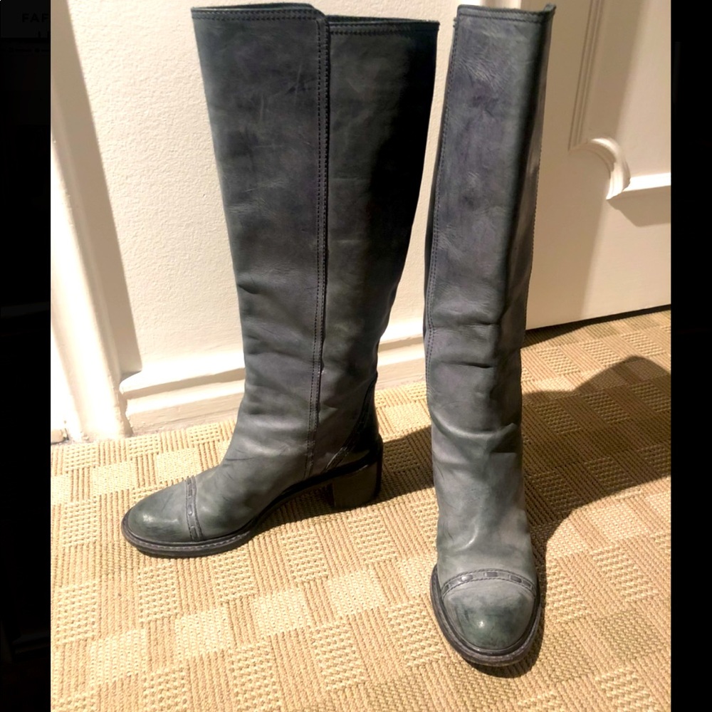 CHLOE Grey Leather Tall Boots